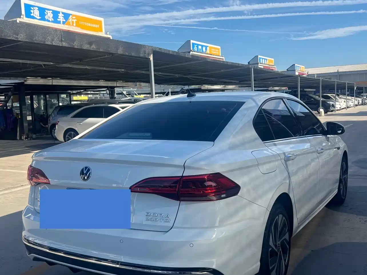 Volkswagen Bora 2024 300TSI DSG Premium Ride Edition фото 4