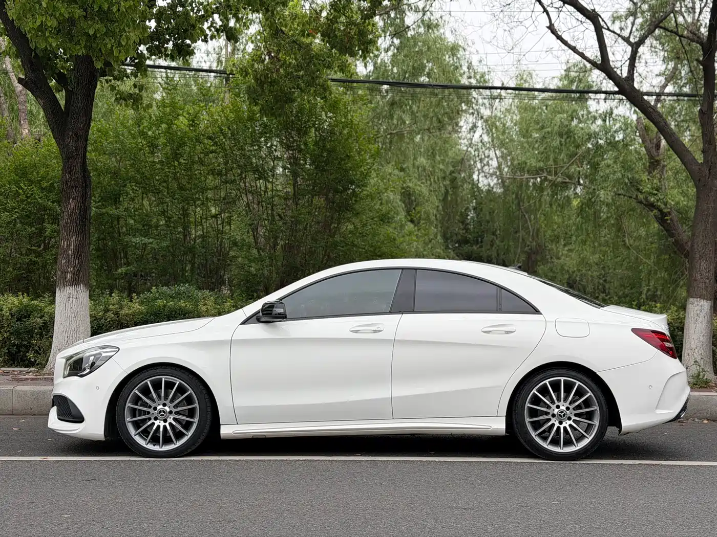 Mercedes-Benz CLA (Import) 2018 CLA 220 4MATIC фото 5