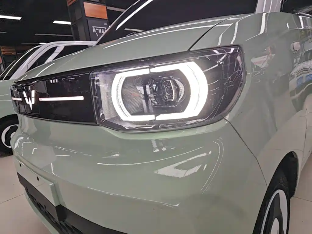 Фото 24 - Wuling Motors Hongguang MINIEV