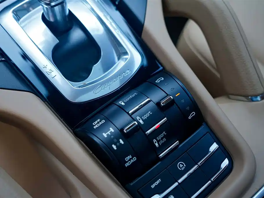 صورة 19 - Porsche Cayenne