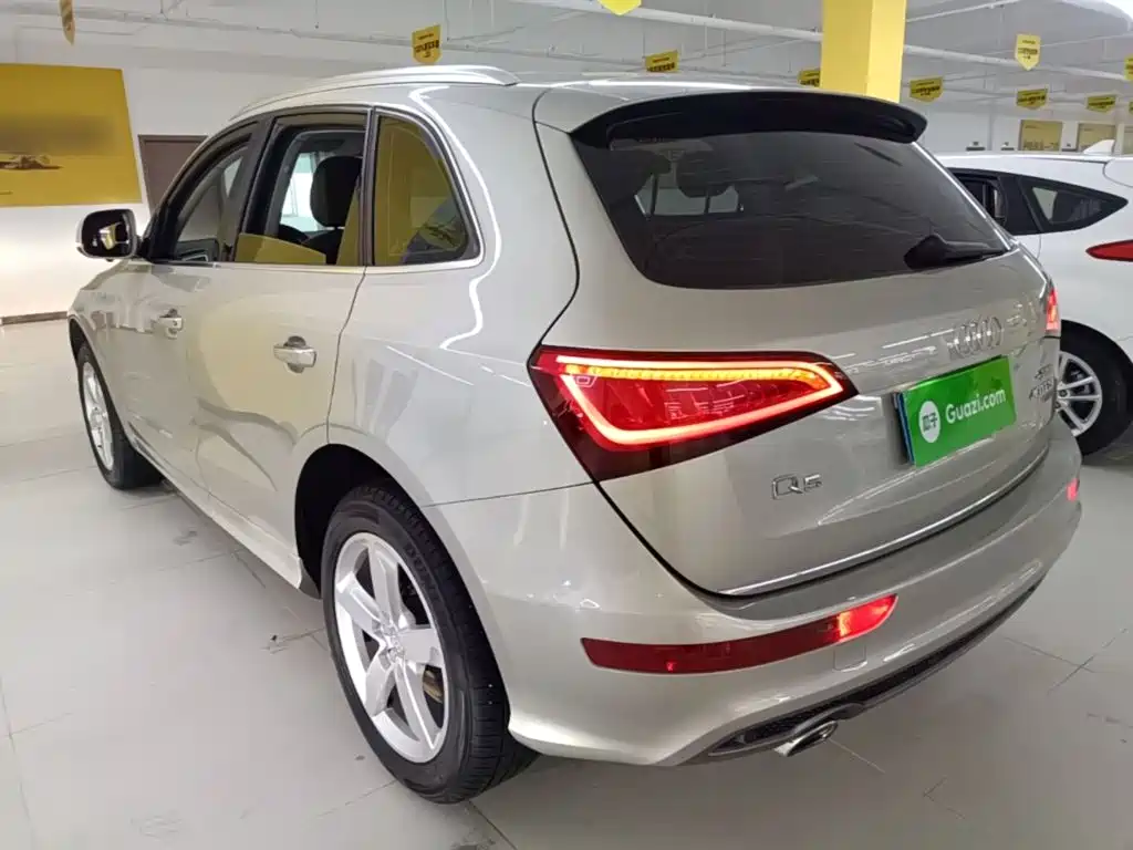 Audi Q5 2018 2017 Plus 40 TFSI Progressive