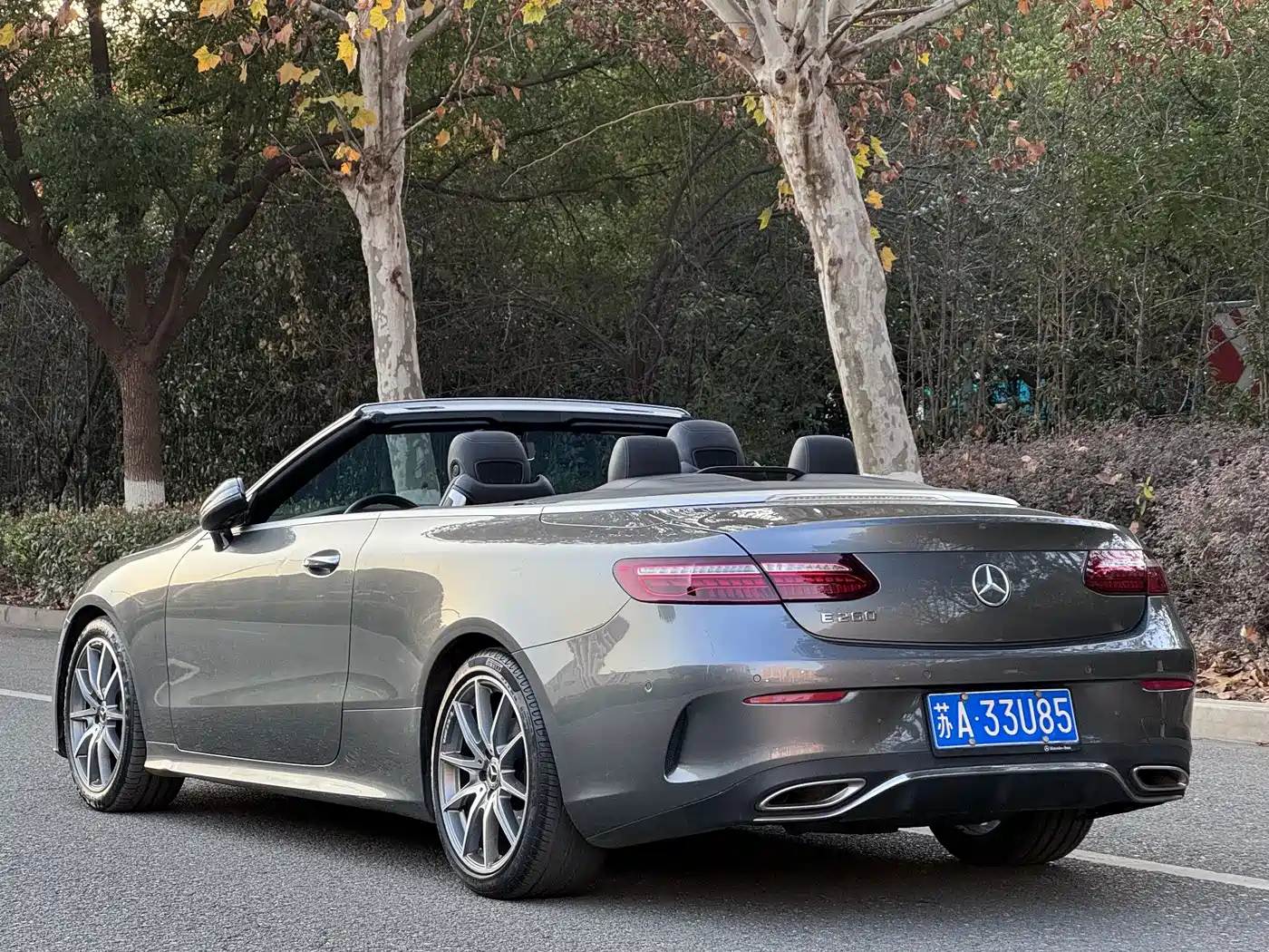 MERCEDES-BENZ E CLASS