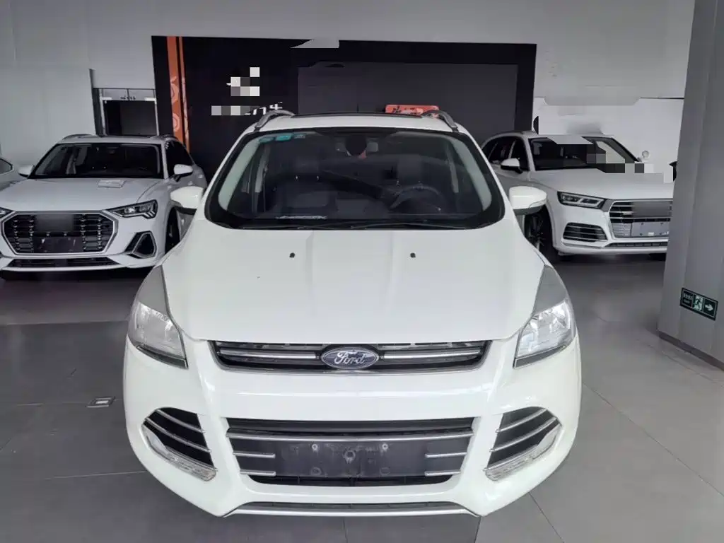 Фото 3 - Ford Kuga