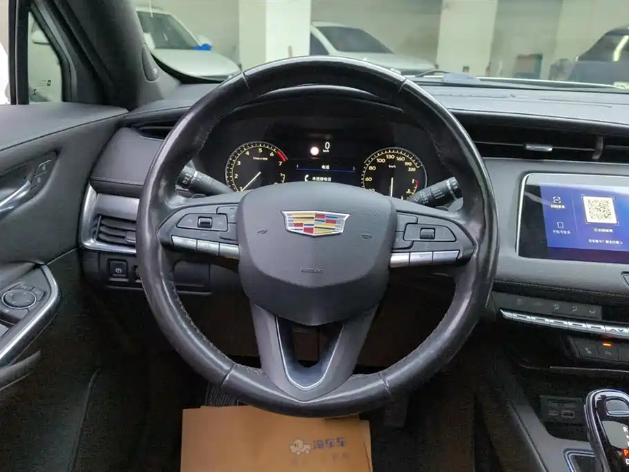 Cadillac XT4 2020 Facelift 28T 2WD Leading фото 15