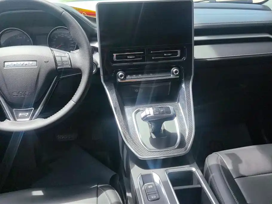 Haval M6 2023 PLUS 1.5T DCT Luxury Smart Connect фото 13