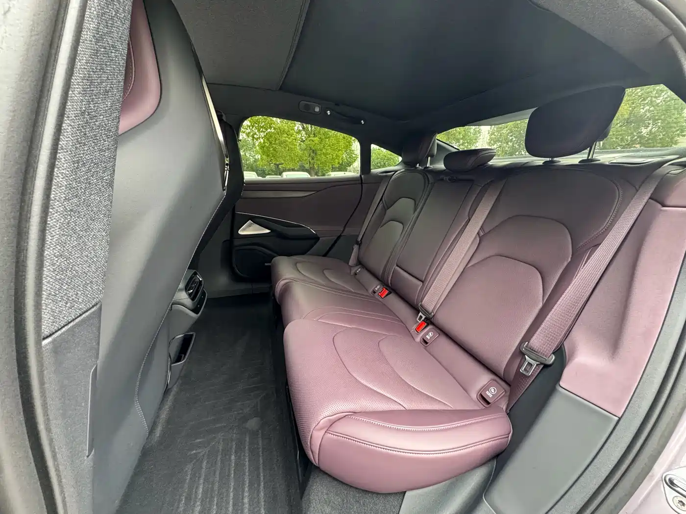 Xiaomi Auto Xiaomi SU7 2024 RWD Ultra Long Range Advanced Smart Driving Pro Edition фото 7