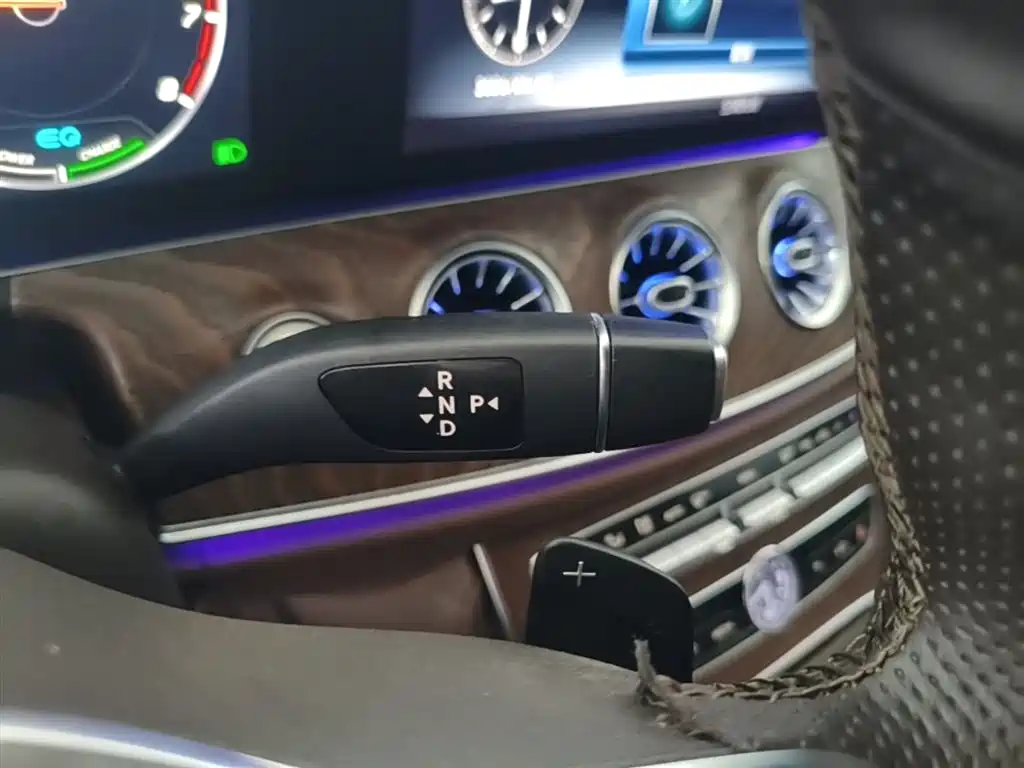Mercedes-Benz E-Class 2019 E 260 L фото 14