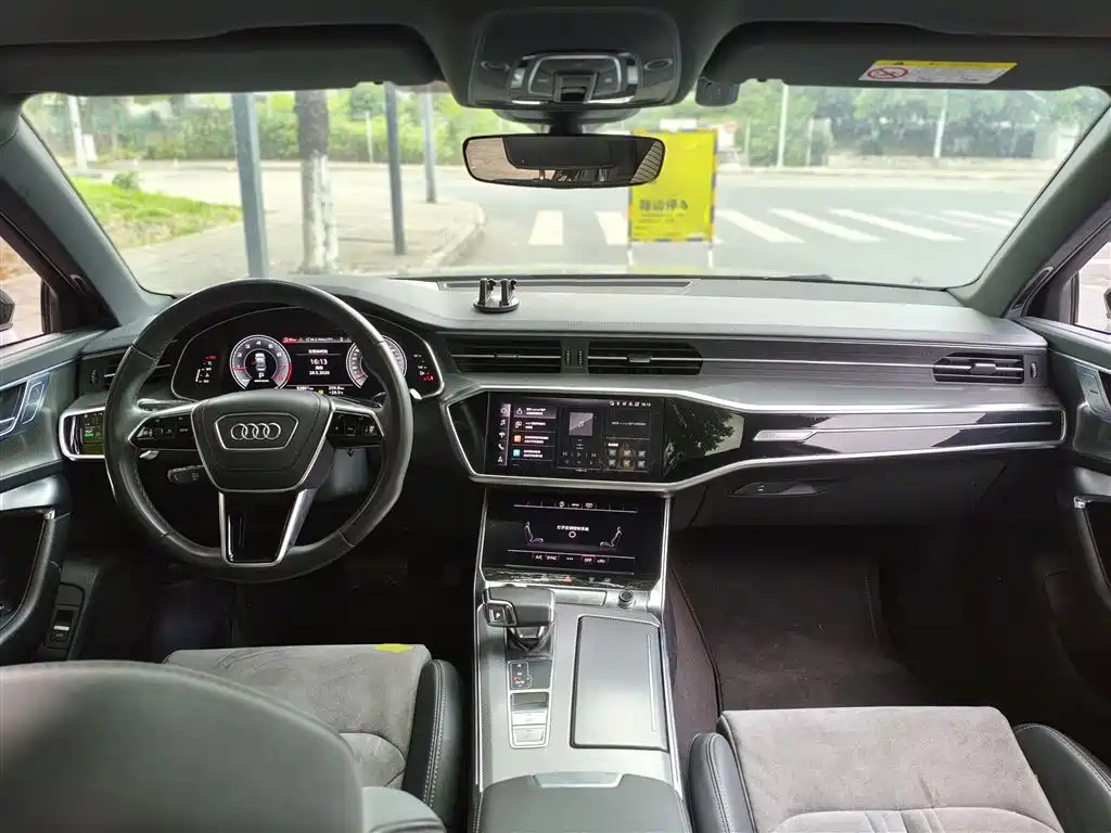 Audi A6L 2023 40 TFSI Luxury Dynamic фото 10