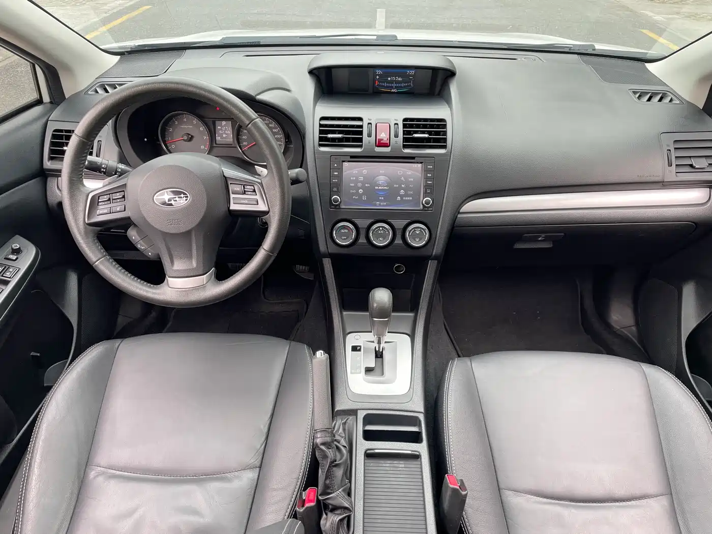 Subaru XV 2012 2.0i Elite Edition фото 6