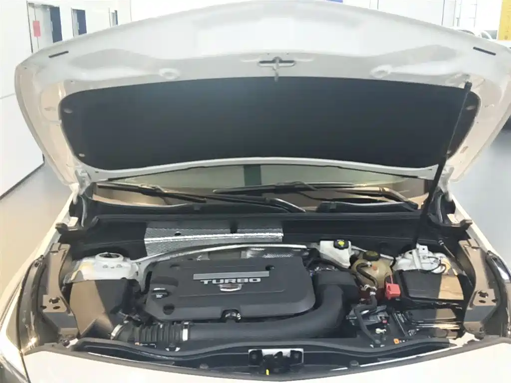 Cadillac XT4 2020 Facelift 28T 2WD Tech фото 20