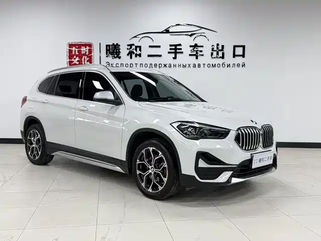 BMW X1 2022 sDrive20Li Fashion — фото 3
