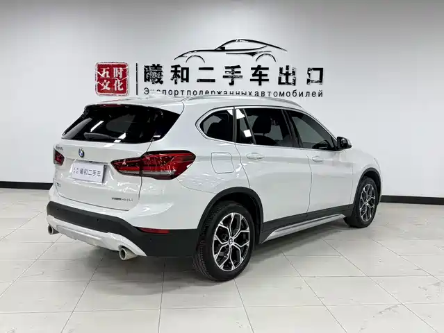 BMW X1 2022 sDrive20Li Fashion — фото 4