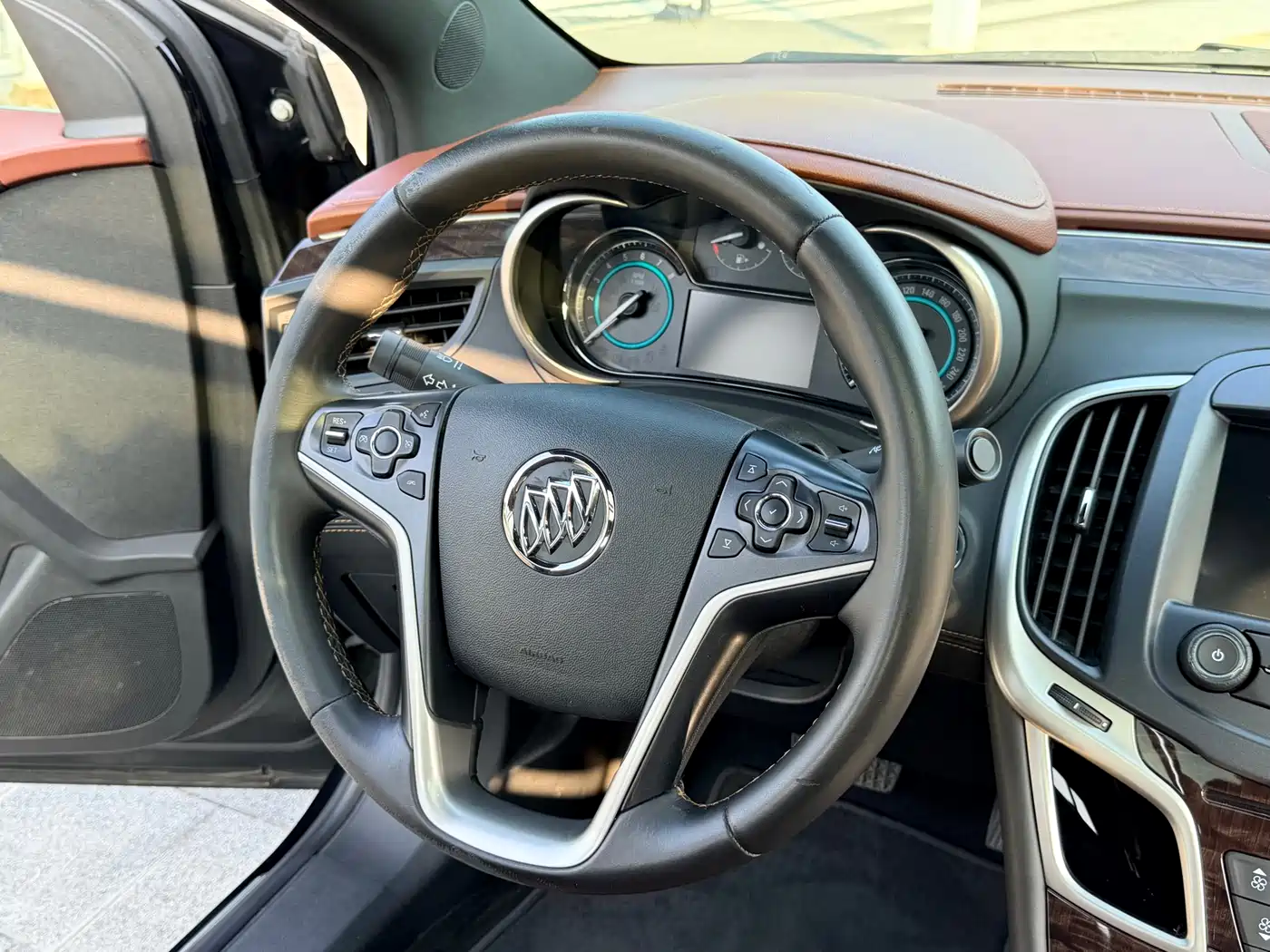 Buick LaCrosse 2014 2.0T SIDI Elite Tech фото 13