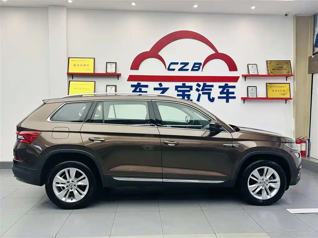 Škoda Kodiaq 2018 TSI330 5-seat FWD Luxury Premium фото 8