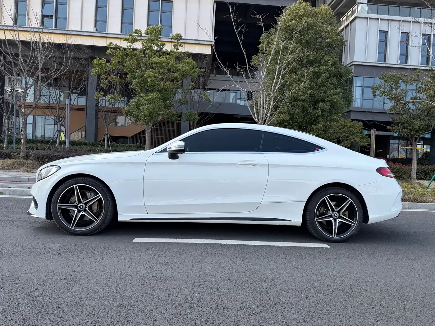 Mercedes-Benz C-Class (Import) 2017 Facelift C 200 Coupe фото 9