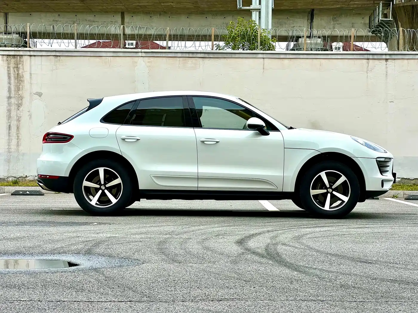 Porsche Macan 2016 Macan 2.0T фото 5
