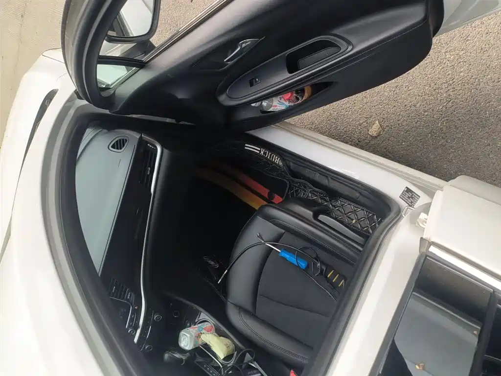 Buick Verano 2018 Sedan 20T Dual Clutch Leading фото 20