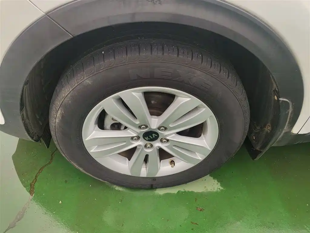 Kia KX5 2016 Model 2.0L Automatic 2WD GLS фото 24