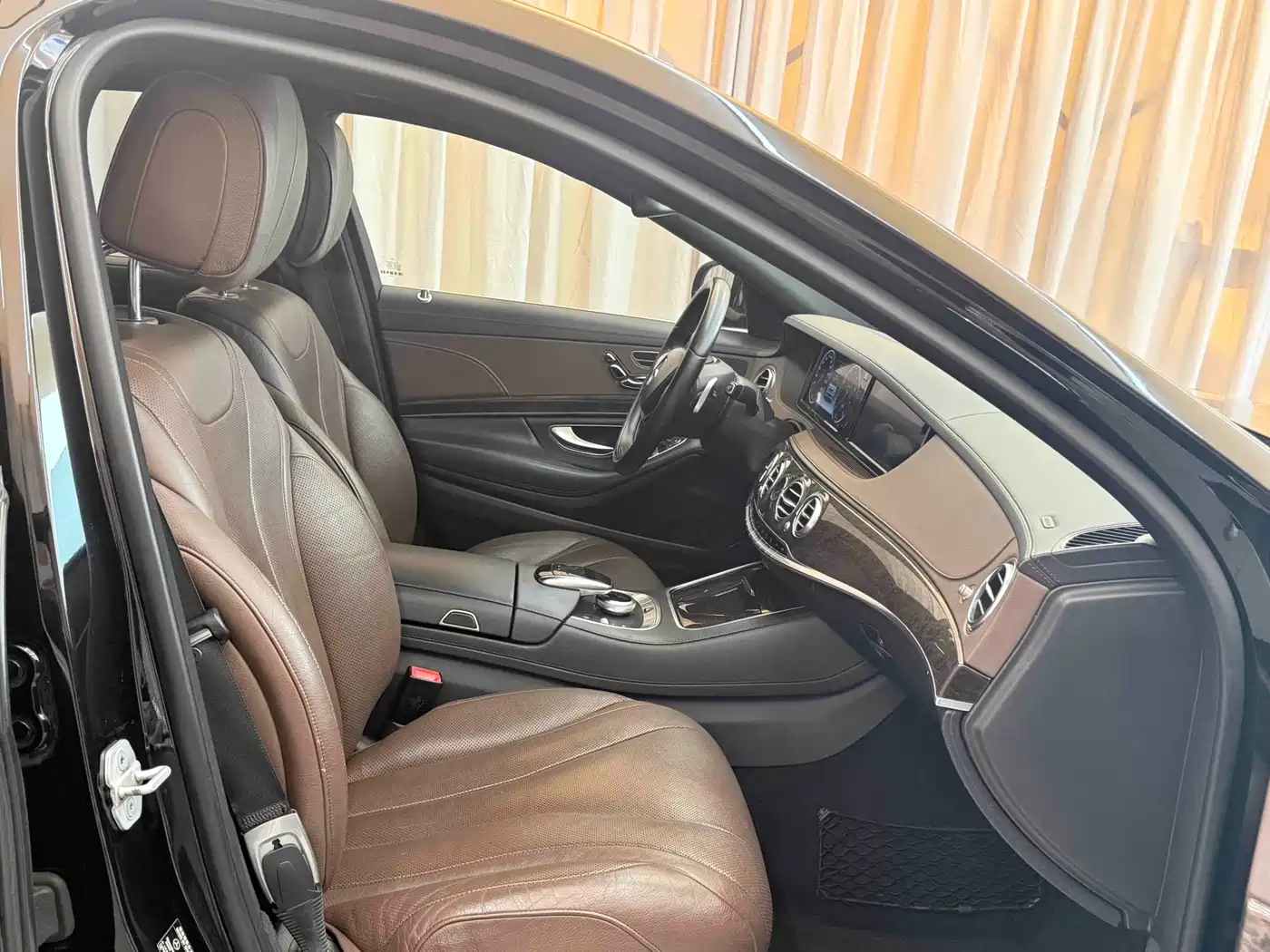 Mercedes-Benz S-Class 2016 S 320 L Business Edition фото 8