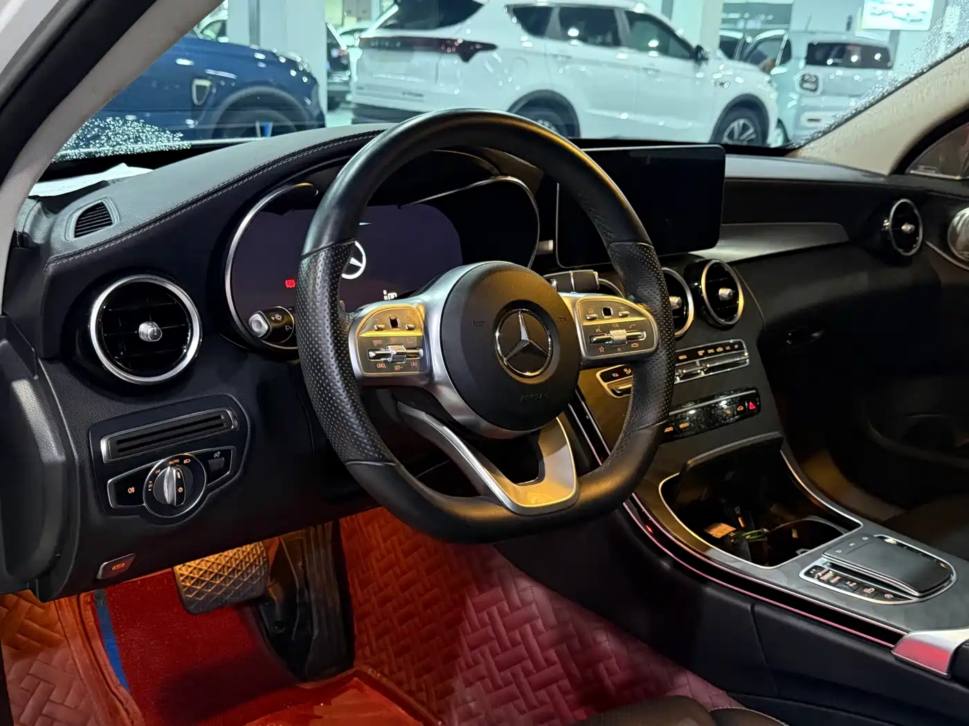 Фото 7 - Mercedes-Benz C-Class