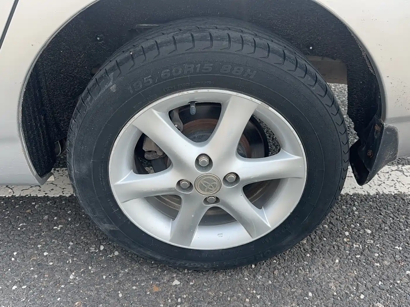 Toyota Corolla 2011 1.6L Manual Luxury Edition фото 11