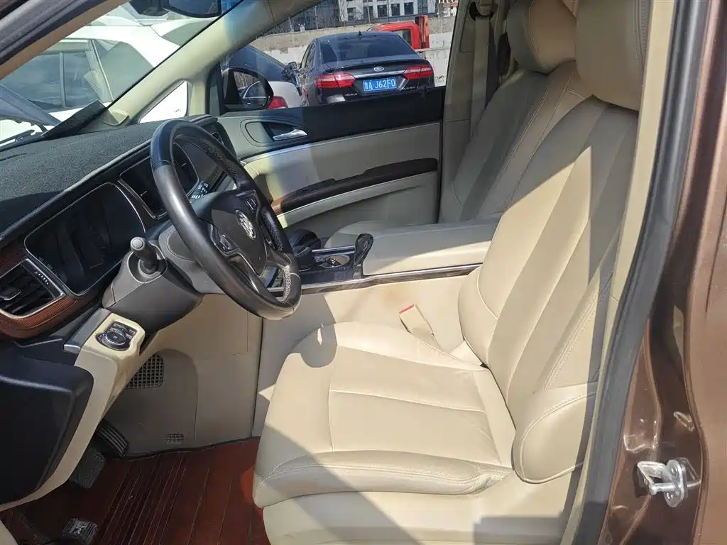 Buick GL8 2018 28T Luxury Model China VI фото 15
