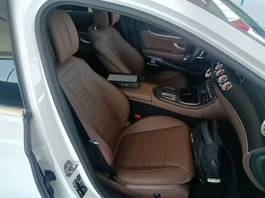 Mercedes-Benz E-Class 2019 Facelift E 300 L Sport Fashion фото 25