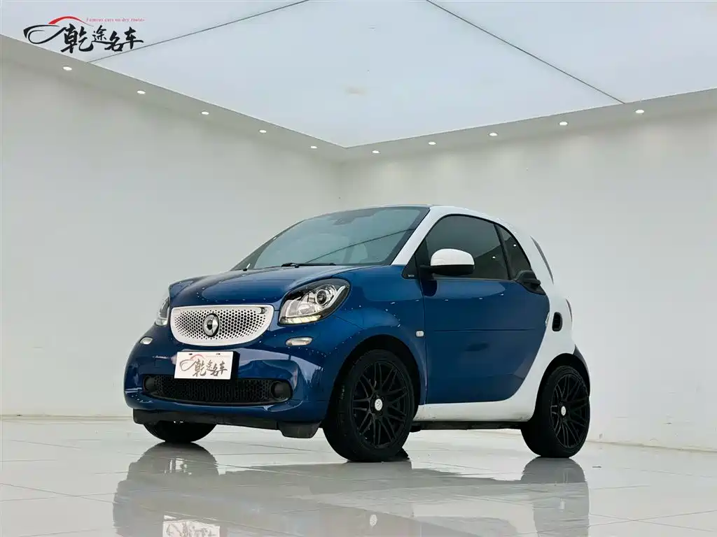 smart fortwo 2020 2019 0.9T 66kW Hardtop Wind Edition China VI