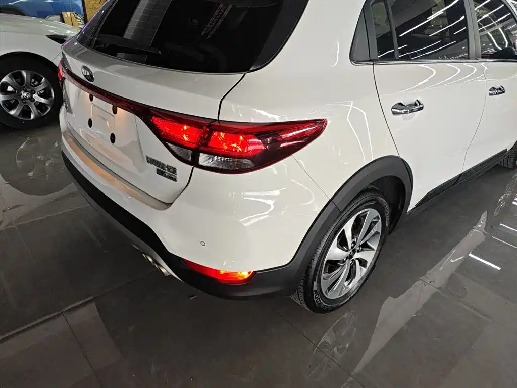 Kia KX CROSS 2019 1.6L Automatic Smart Sunroof Edition China VI фото 24