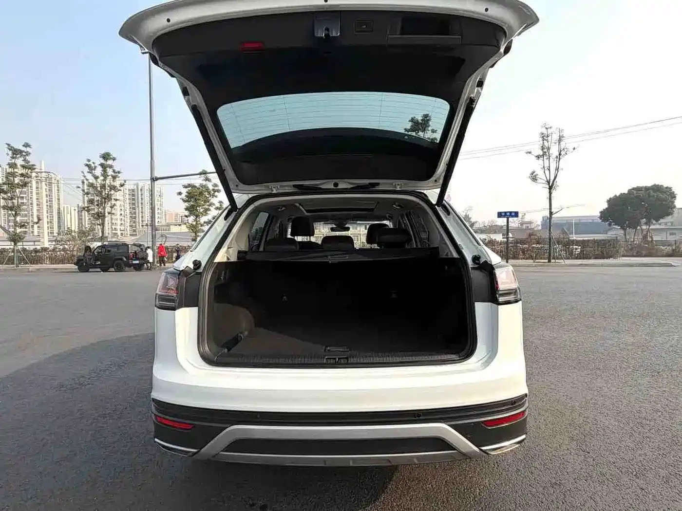 Volkswagen Tayron 2024 300TSI 2WD Luxury Plus Advanced фото 12