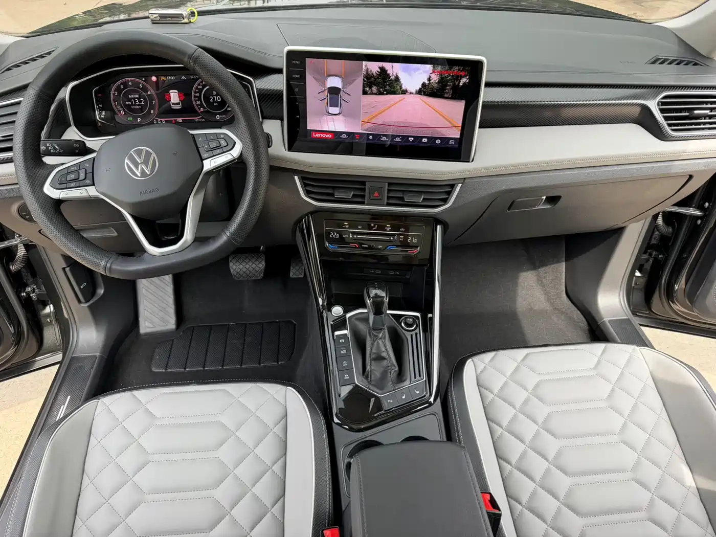 Volkswagen Tayron 2023 280TSI 2WD Luxury Plus Advanced Edition фото 18