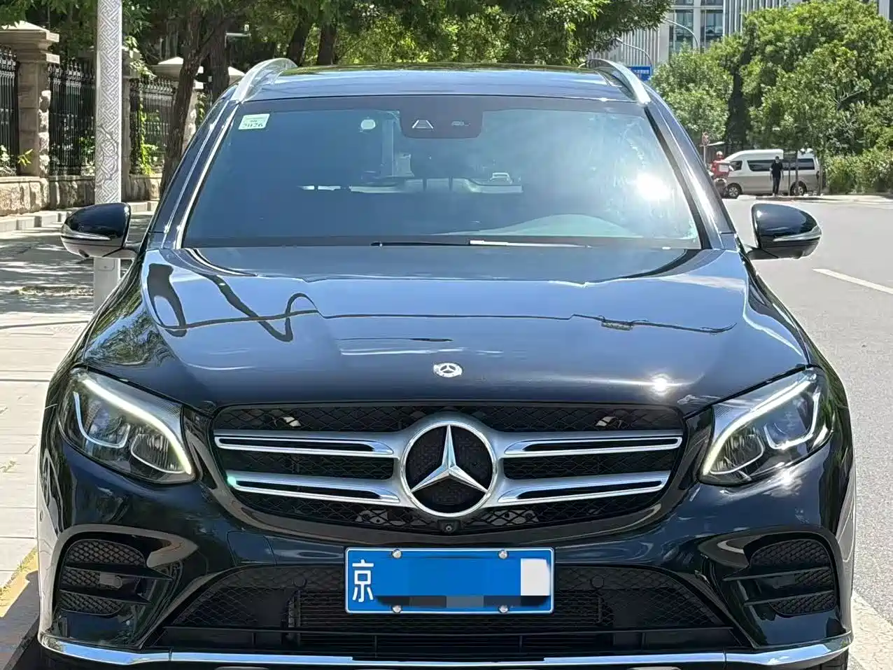 Mercedes-Benz GLC 2018 GLC 260 4MATIC Luxury фото 2