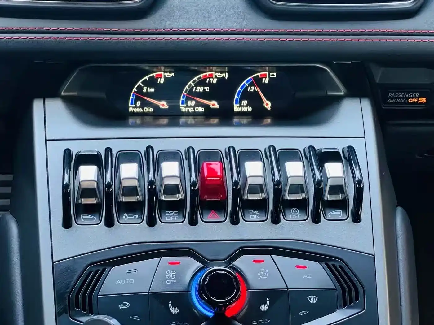 LAMBORGHINI HURACÁN