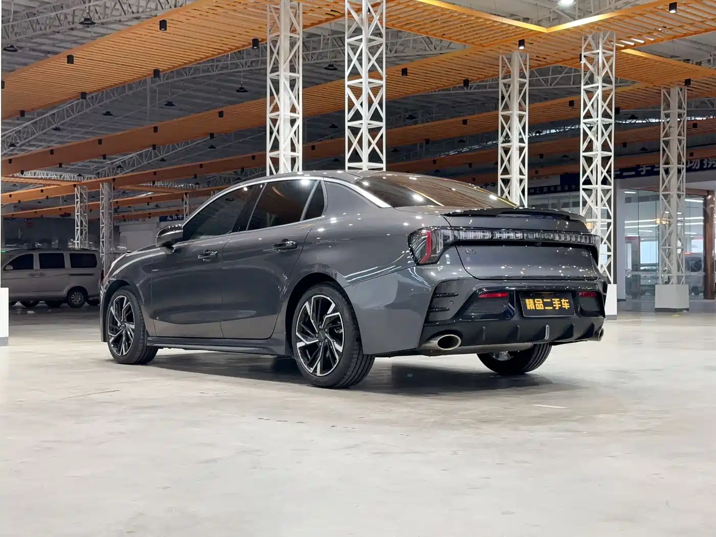 LYNK 03