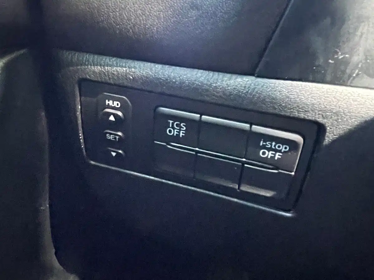 Mazda CX-4 2018 2.0L Auto FWD Blue Sky Taste Tech Limited Edition фото 16