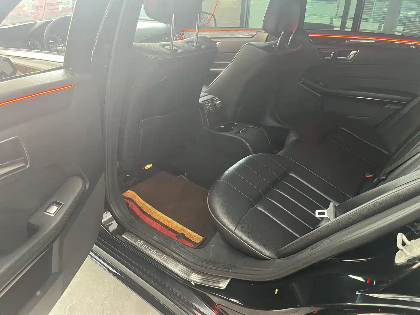 Mercedes-Benz E-Class 2015 E 260 L Sport фото 5