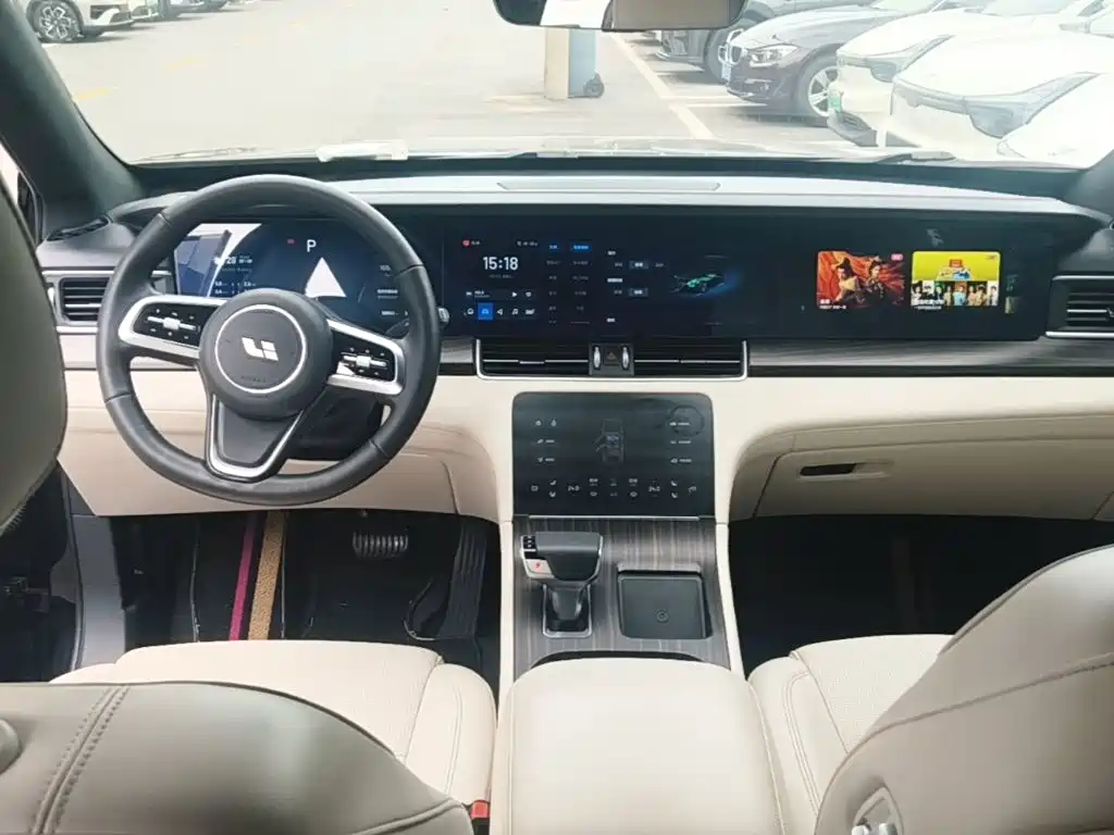 Photo 10 - Li Auto Li ONE