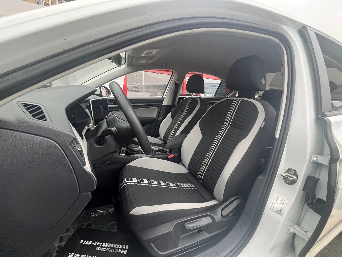 Volkswagen Bora 2023 200TSI DSG Comfort Edition фото 3