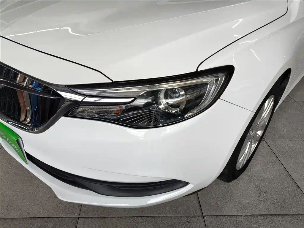 Buick Excelle 2019 15T Manual Elite Type China VI фото 24
