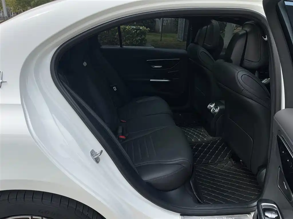 Mercedes-Benz C-Class 2024 C 260 L Sport фото 14