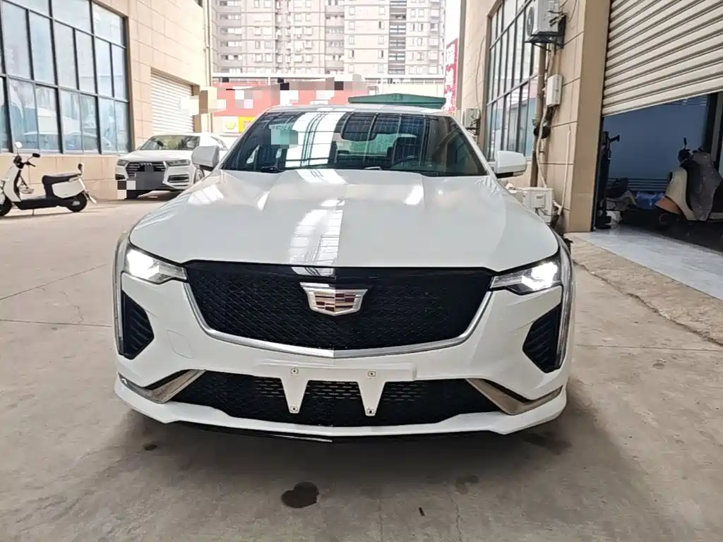 Фото 3 - Cadillac CT4