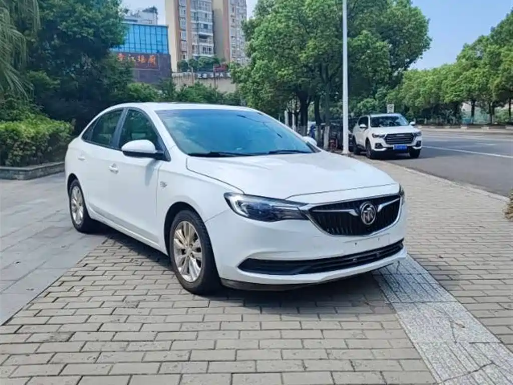Buick Excelle 2019 15T DCT Connected Elite Type China VI фото 2