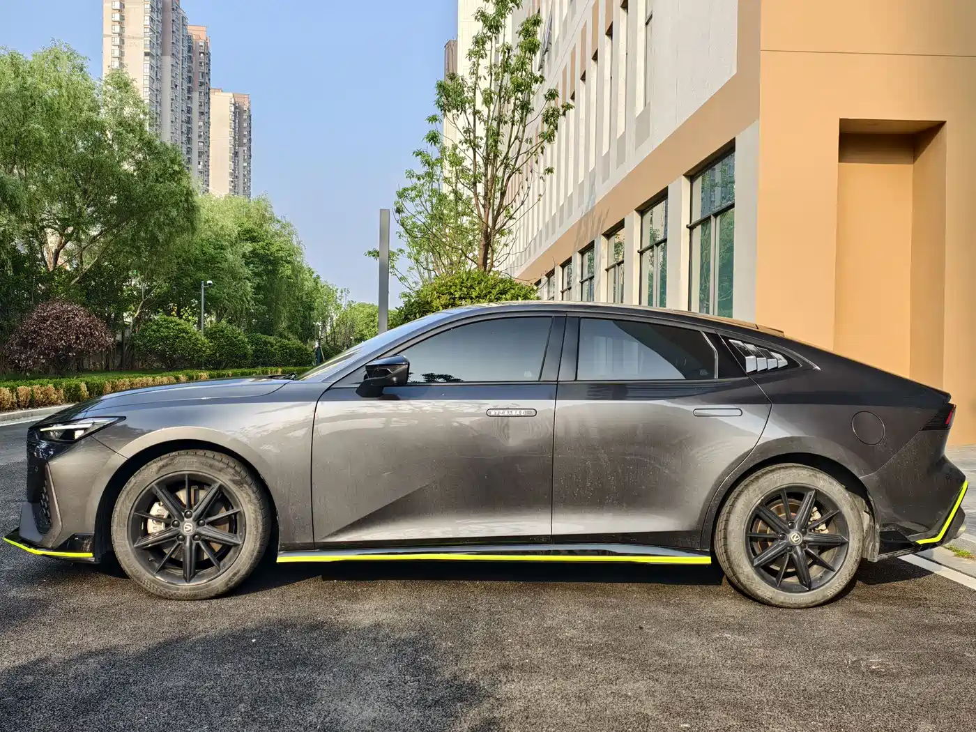 CHANGAN UNI-V