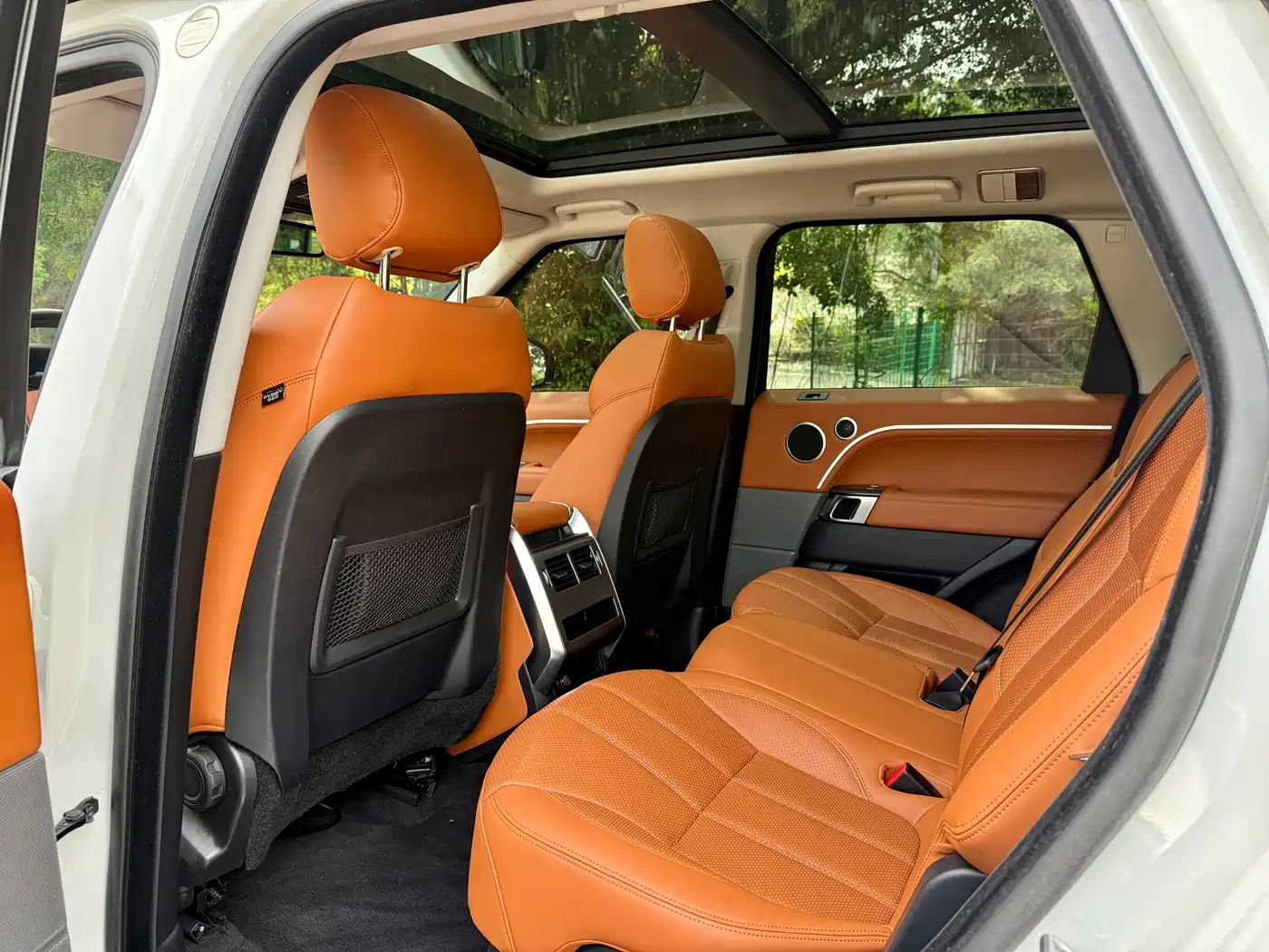 Land Rover Range Rover Sport 2016 3.0 SDV6 HSE фото 6