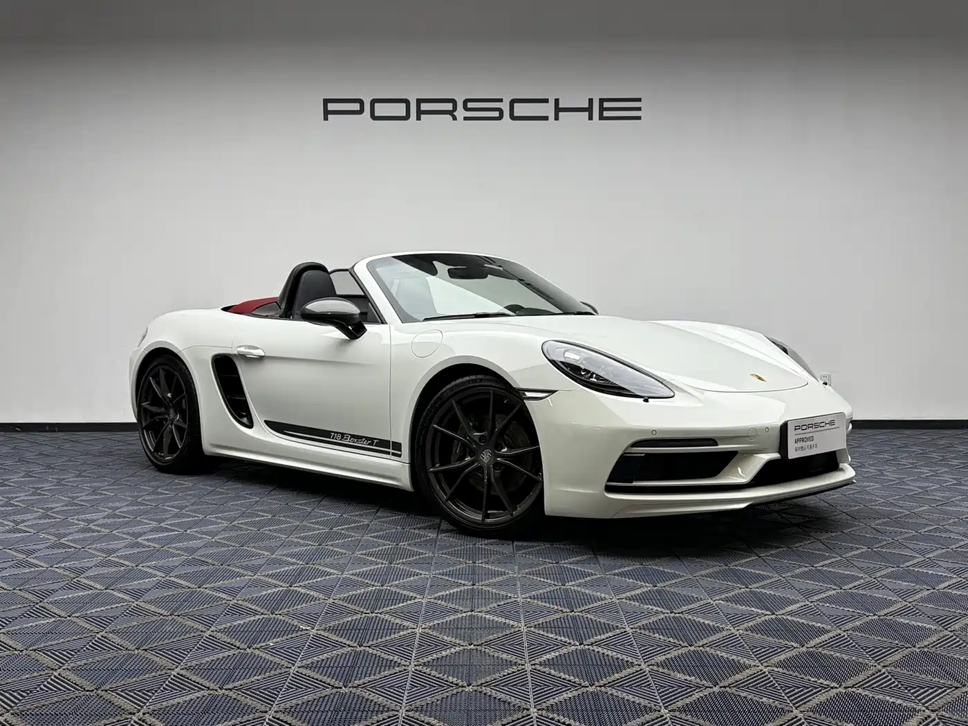Porsche 718 2019 Boxster T 2.0T фото 10