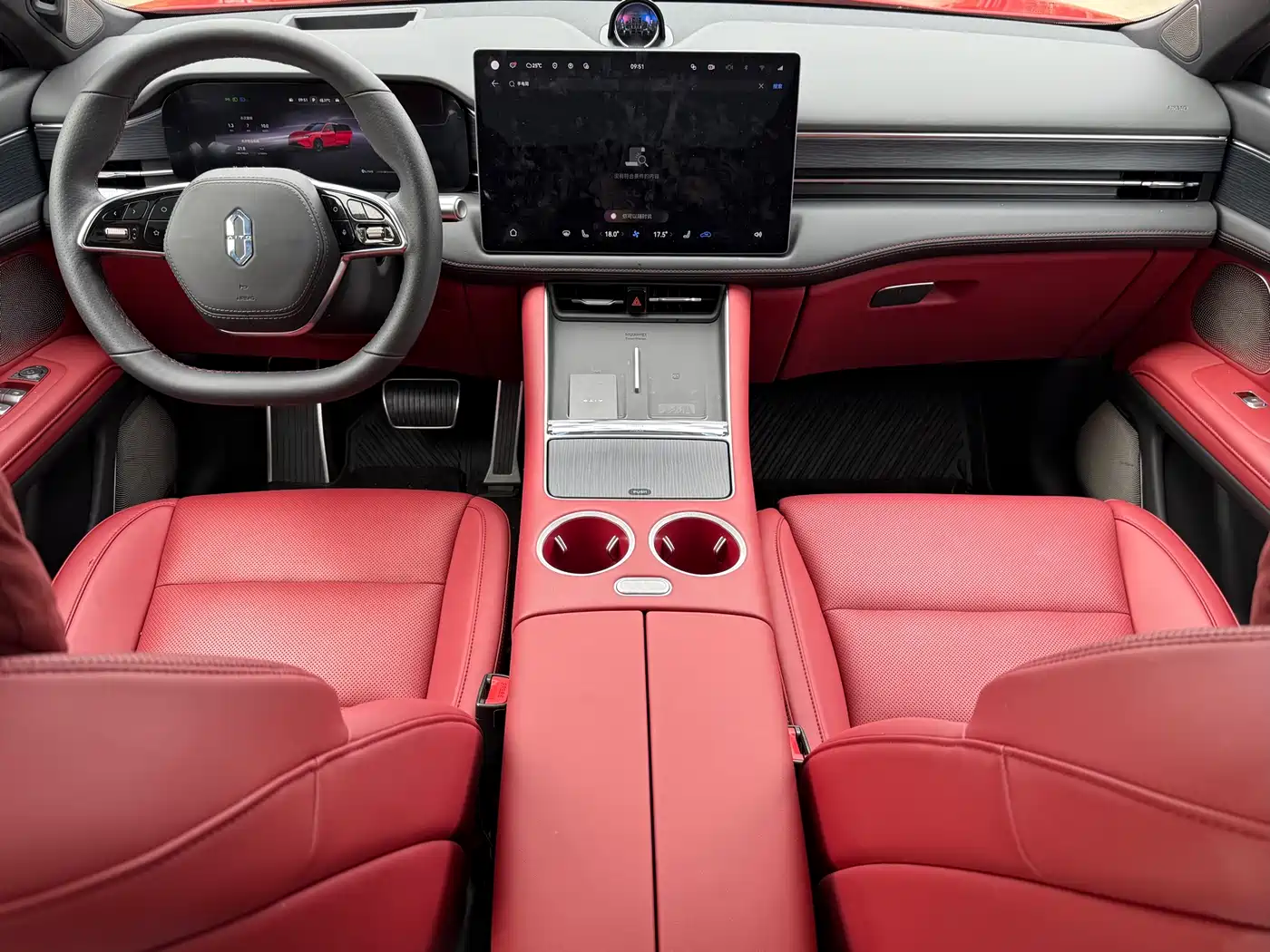 AITO Wenjie AITO M5 2025 Extended Range Ultra AWD фото 10