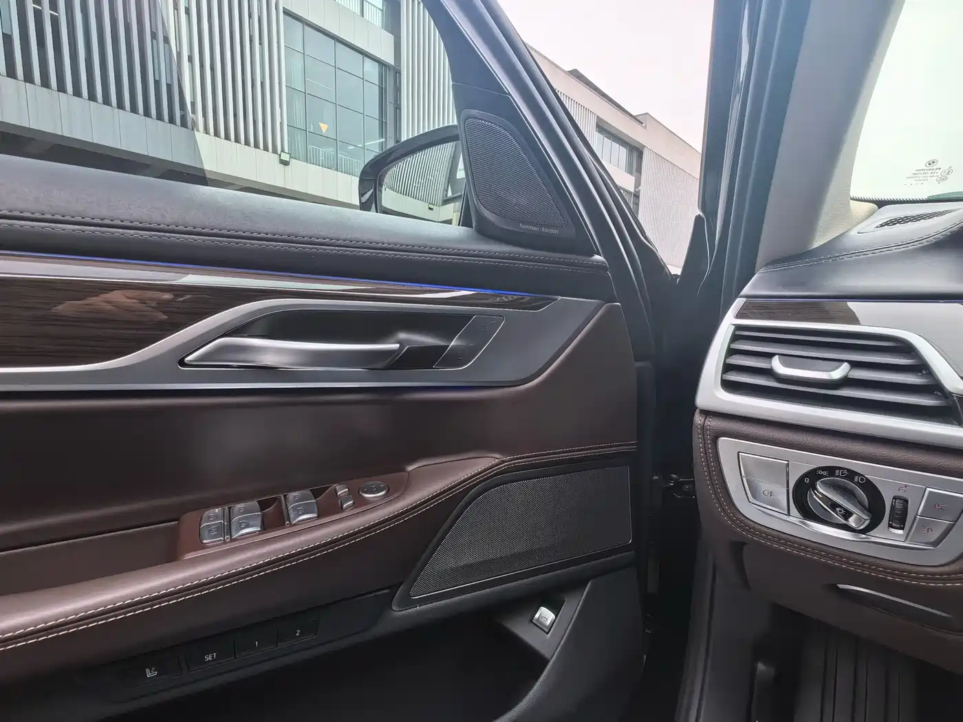 BMW 7 Series 2019 Facelift 730Li Luxury Package фото 11
