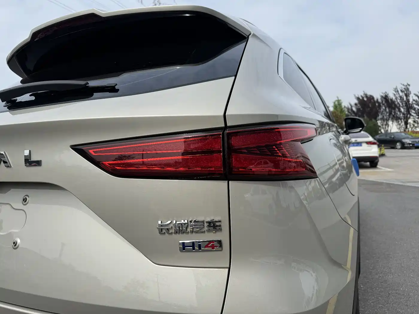 Haval Xiaolong MAX 2023 1.5L Hi4 105 4WD Pilot Edition фото 4