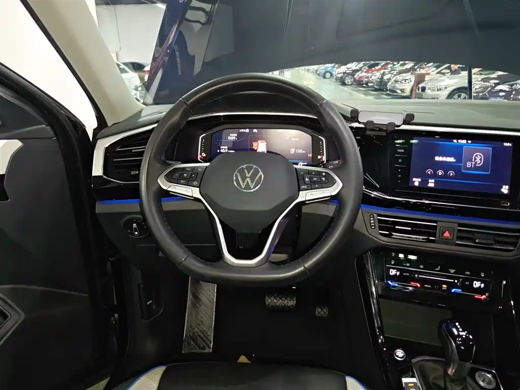 Volkswagen Tayron GTE Plug-in Hybrid 2020 1.4T Premium фото 11