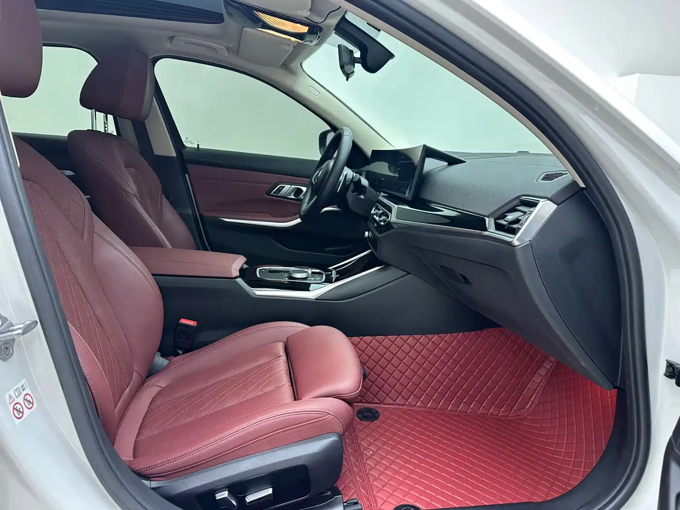 BMW 3 Series 2023 320Li M Sport Package фото 15